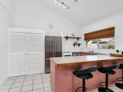 6 / 10 Ireland Crescent, Whitfield