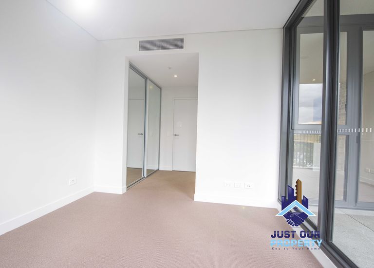 10605 / 2 Figtree Dr, Sydney Olympic Park