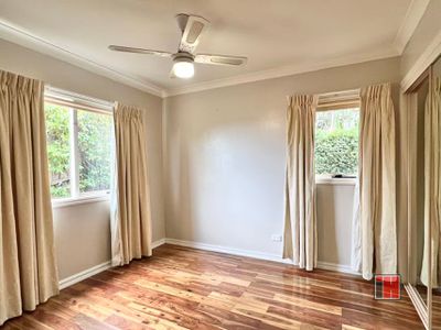 6 Hollyoak Rise, Eltham North