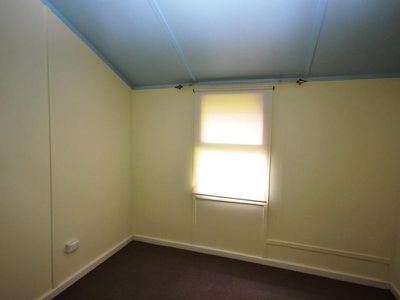 2 Valley Avenue , Mount Beauty