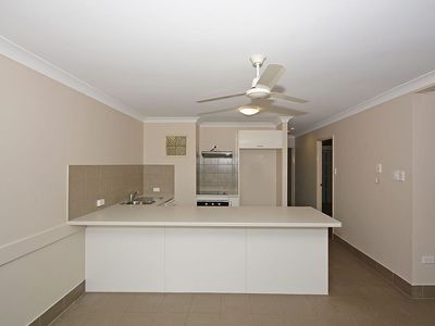 2 / 184 Torquay Road, Scarness