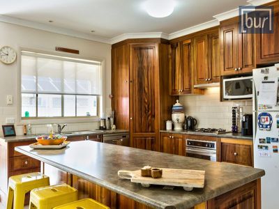 2 Emily Court, Howlong