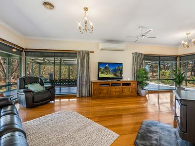111 Doolan Crescent, Heathcote