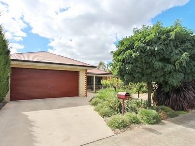 11 Mitchell Court, Mansfield