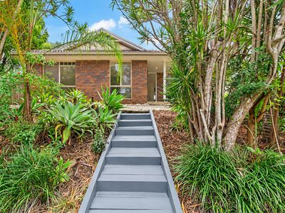 11 Washbrook Crescent, Petrie