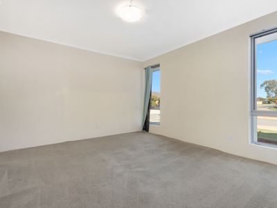 9 Hay Entrance, Pinjarra