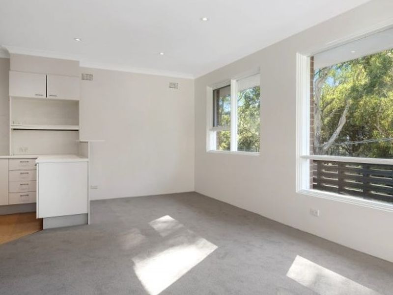 10 / 4 Elizabeth Parade, Lane Cove North