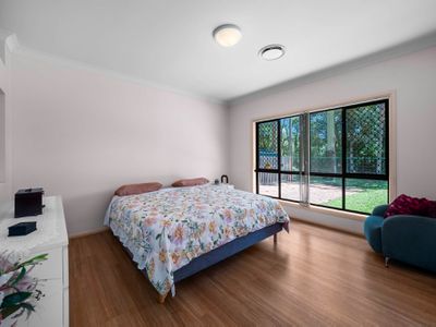 43 Pinelands Circuit, Redland Bay