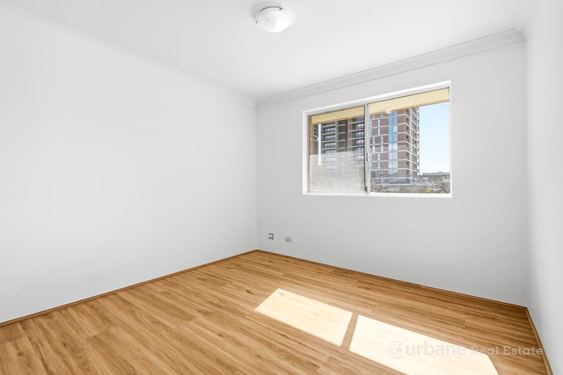 11 / 6 Addlestone Road, Merrylands