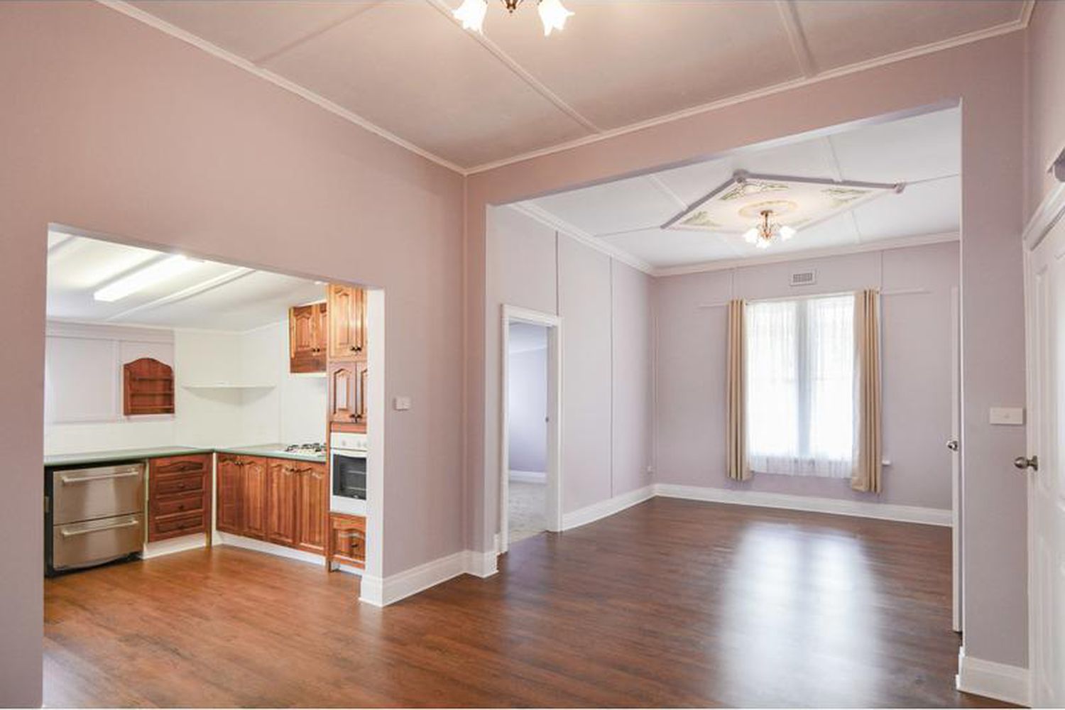 4 Lynott Street, Horsham