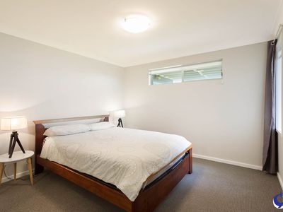 2 / 4 Warbler Crescent, North Narooma