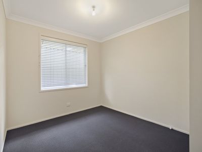 91 Lake Road, Balcolyn
