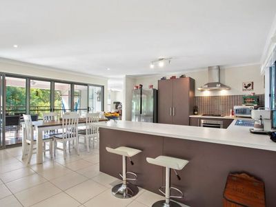 4 Armitage Court, Noosaville