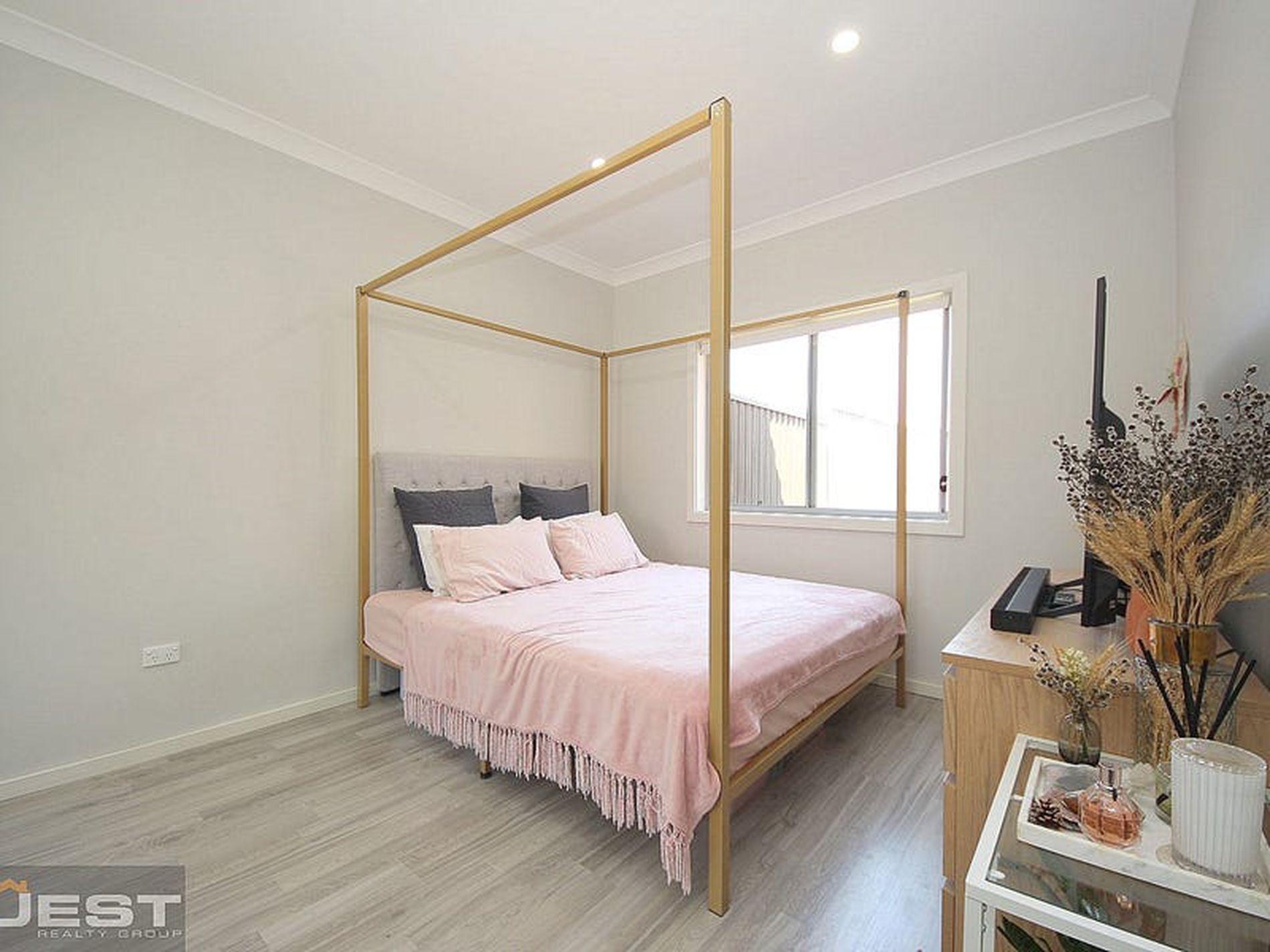 9 / 2 Curtin Place, Condell Park