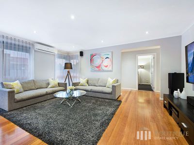 10 McKenry Place, Dandenong North