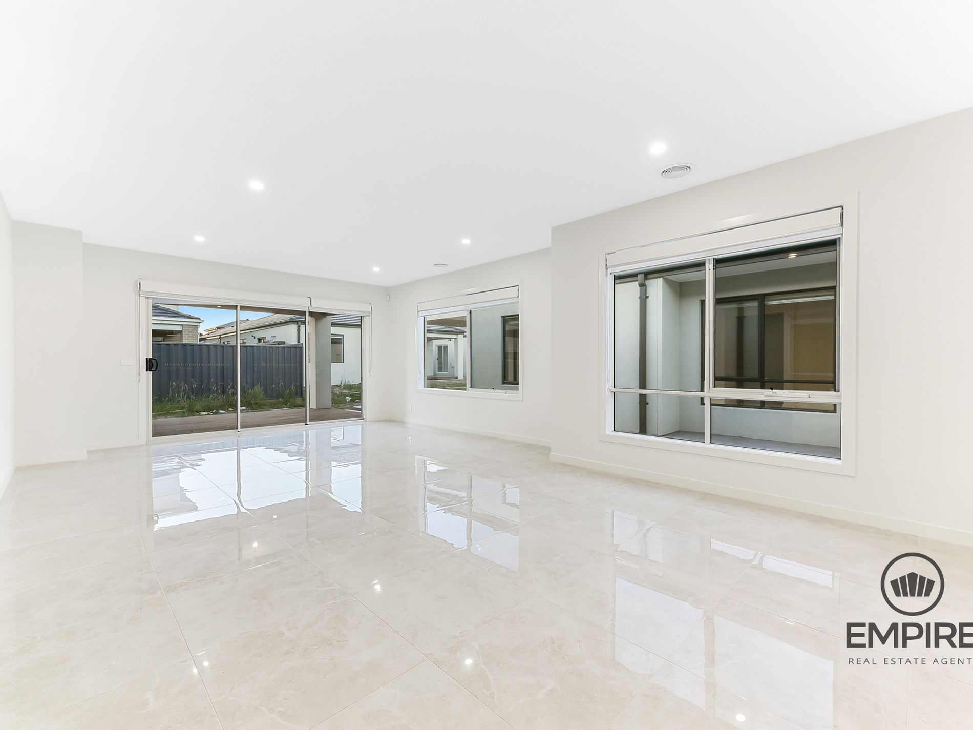 142 Yeungroon Boulevard, Clyde North