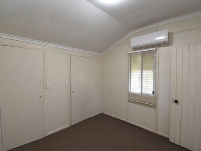 54 WILLOW STREET, Barcaldine