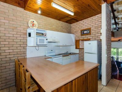 1 Bottlebrush Avenue, Noosa Heads