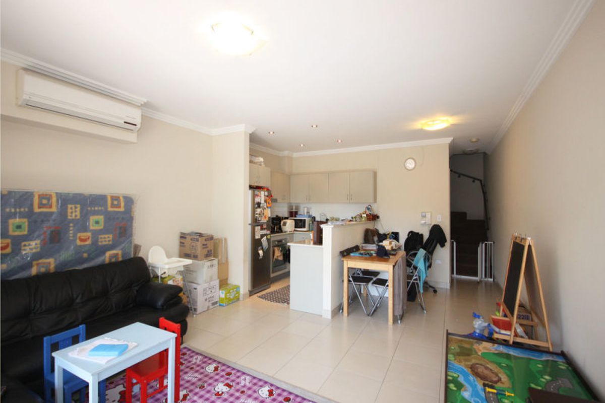2 / 20-26 Marlborough Road, Homebush West