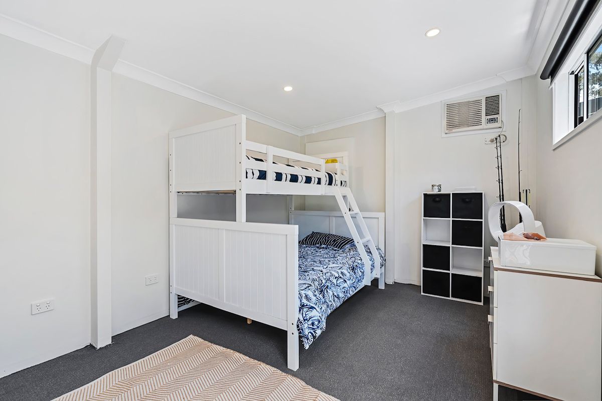 13 McNab Ave, Tewantin