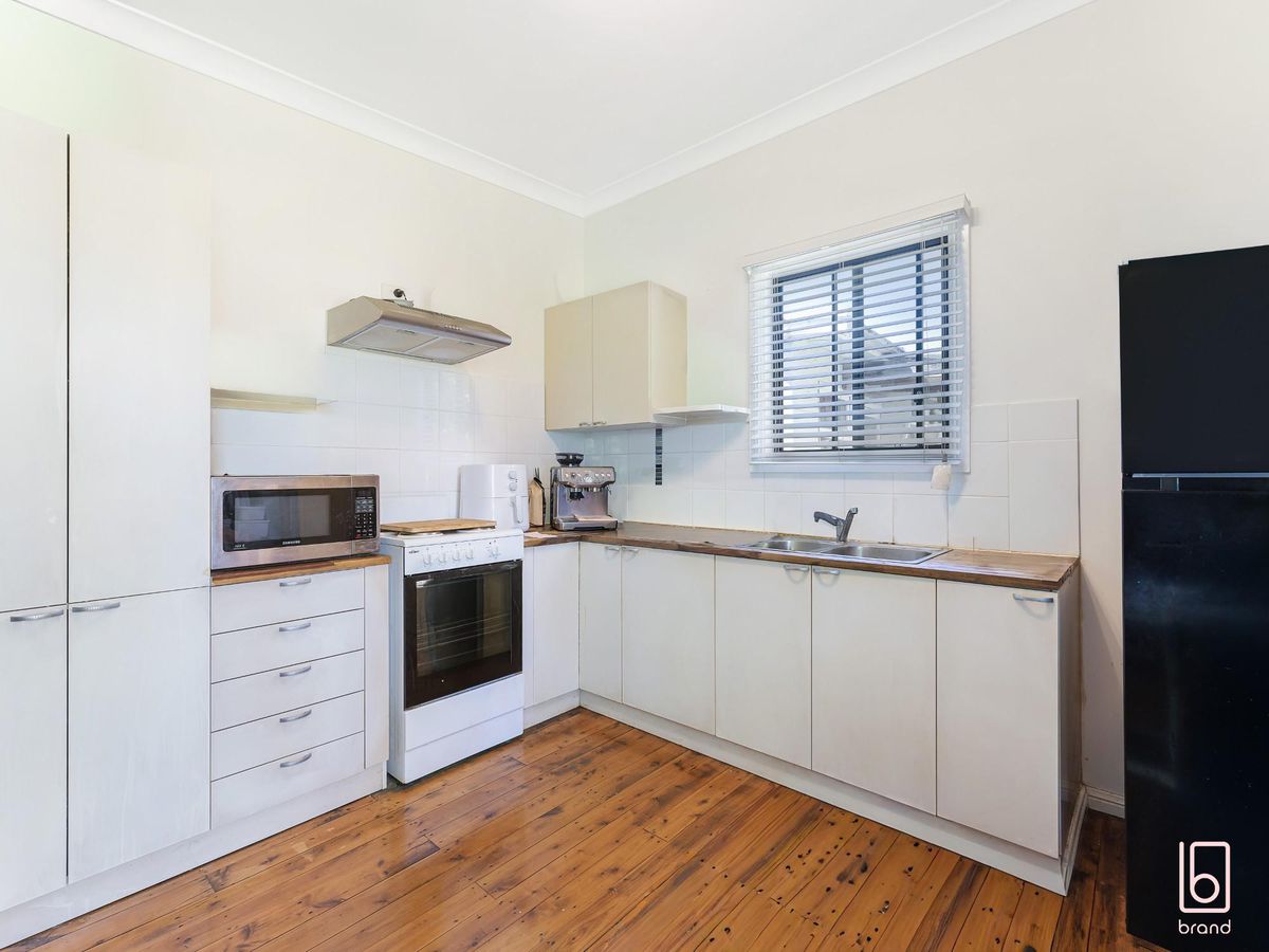 20 & 20a Banksia Street, Canton Beach