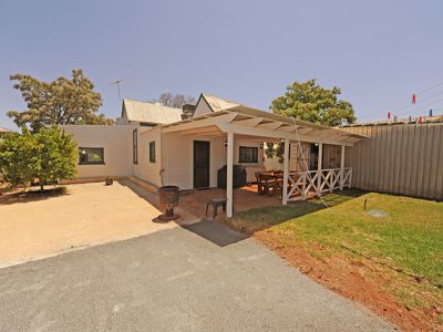 43 Killarney Street, Lamington