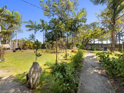 21 Poinciana Avenue, Tewantin