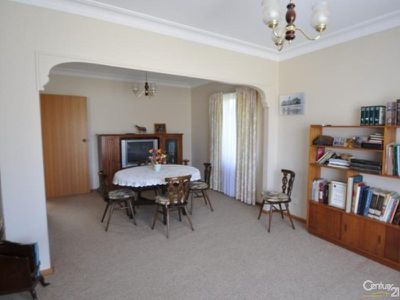 11 Edinburgh Avenue, Dubbo