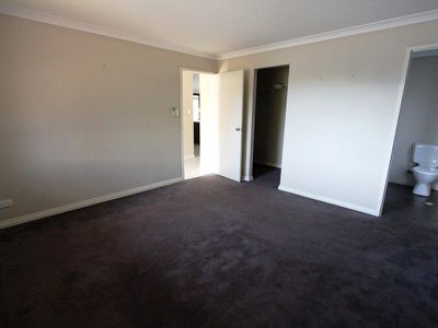 12 / 4 Reynolds Place, South Hedland