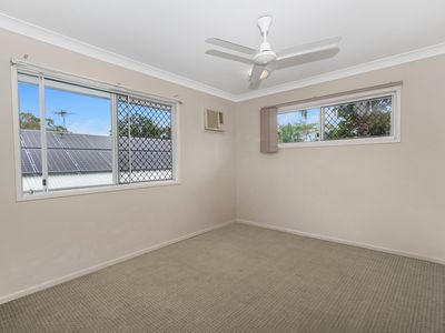 33 Meadowbrook Drive, Aitkenvale