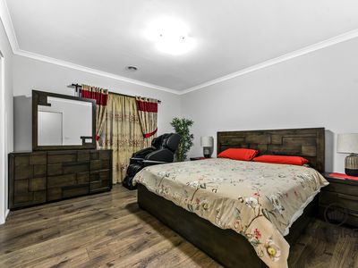 52 Ezra Street, Cranbourne East