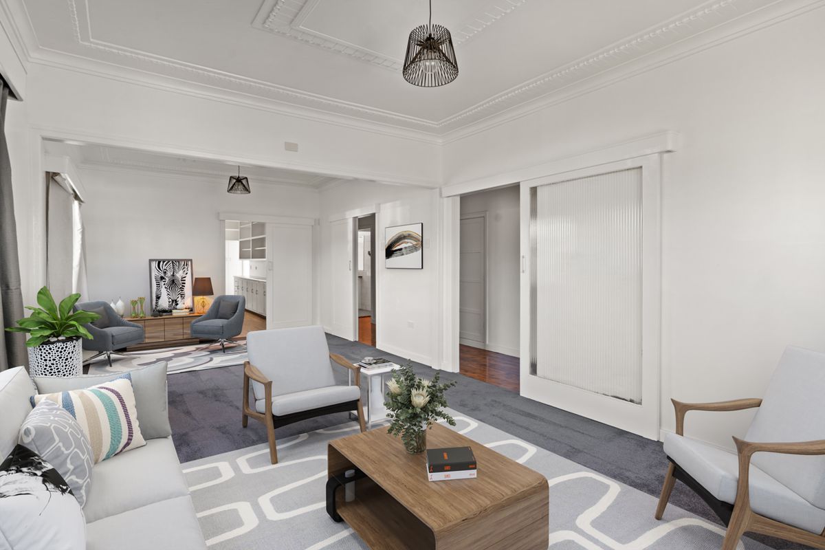 Beautifully Renovated | Walk to CBD