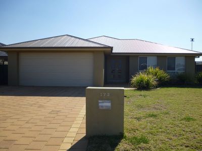 173 Baird Drive, Dubbo