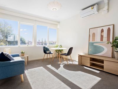 12 / 35 Glen Huntly Road, Elwood