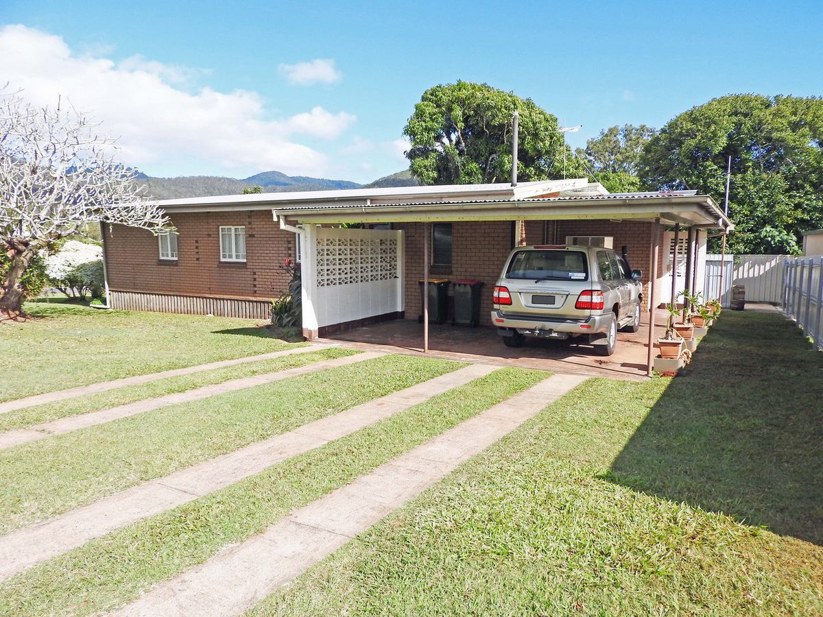 13 Peake Street, Atherton