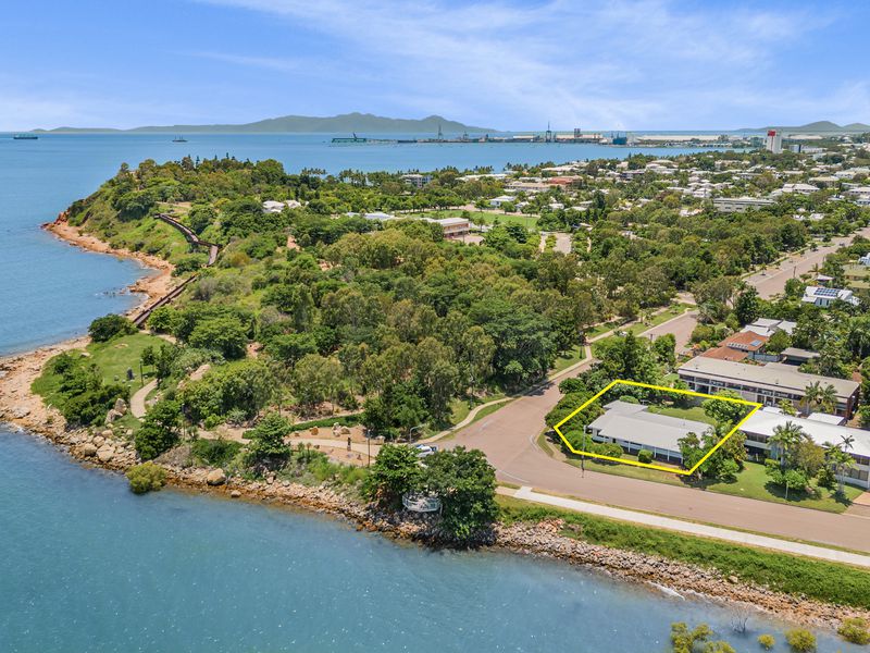 2 The Esplanade, North Ward