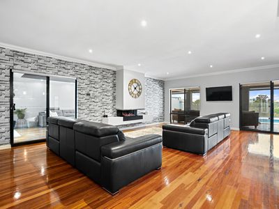 191 Secret Harbour Boulevard, Secret Harbour