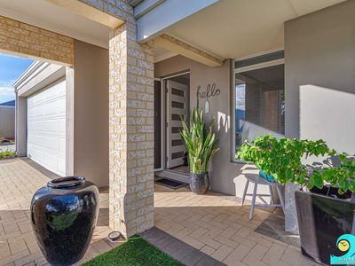 9 Topmast Brace, Alkimos