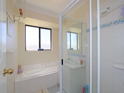 31A Longmore Parade, Broadwood