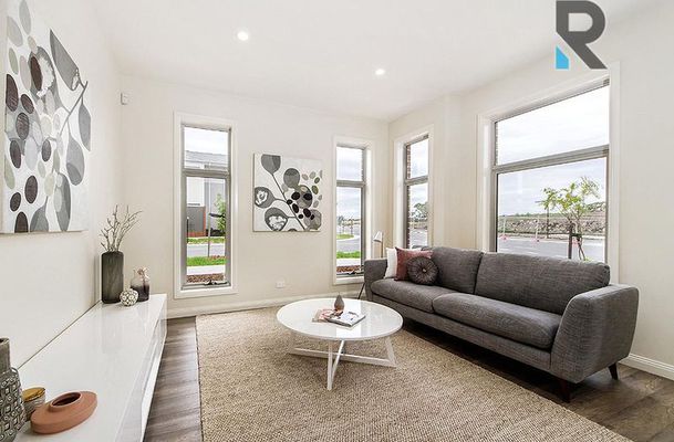 133 Horizon Boulevard, Greenvale