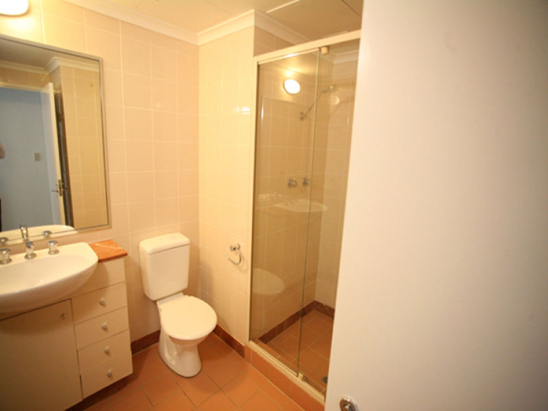 1401 / 1 Hosking Place, Sydney