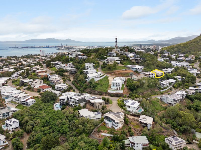 20 The Point, Castle Hill