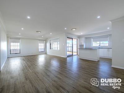14 Ebor Way, Dubbo