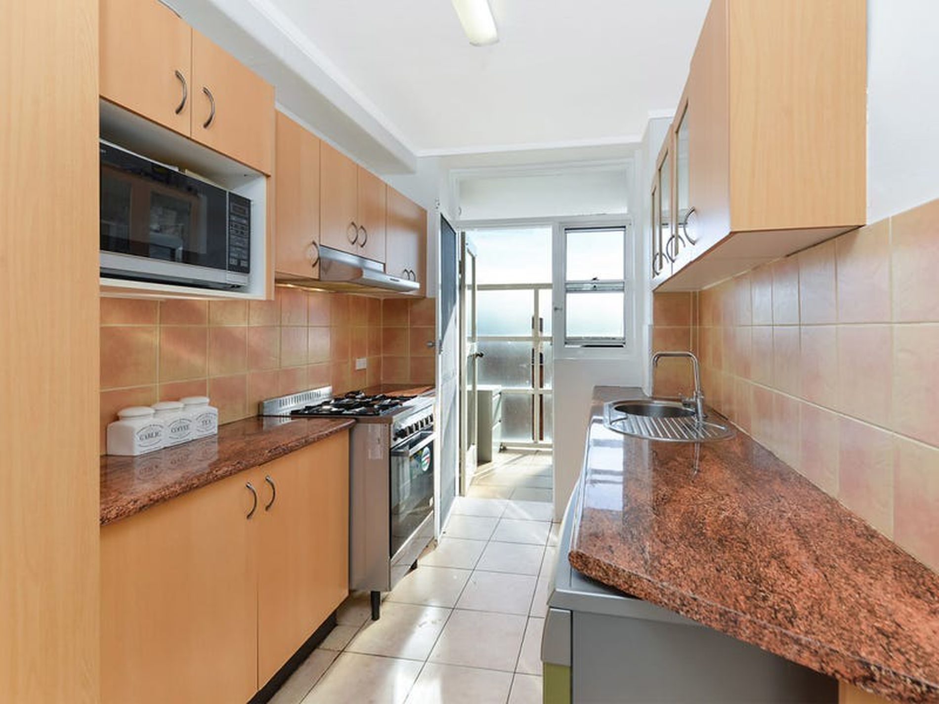 22 / 28 Evans Avenue, Eastlakes