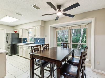 4805 Las Lomas Drive, Mesquite, TX, International
