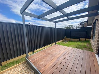 13 Landaise Rd, Austral