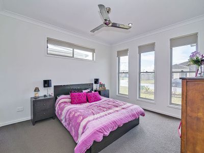 84 South Quarter Dr, Loganlea