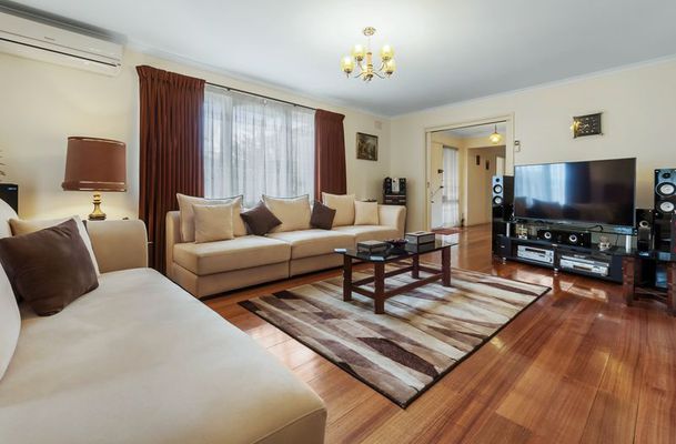 9 Reade Place, Gladstone Park