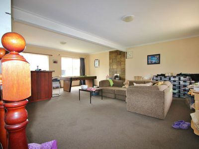 2 Emblen Street, Eden