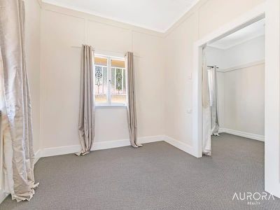 1/674 Logan Road, Greenslopes